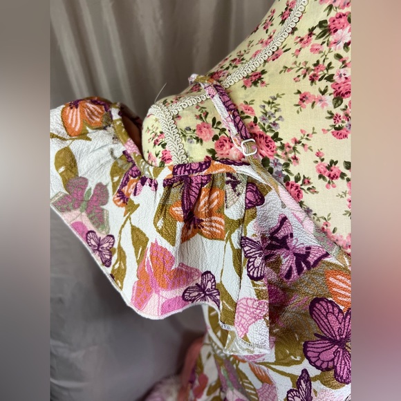 Blush Size Large Butterfly Cold Shoulder Top - Picture 2 of 7